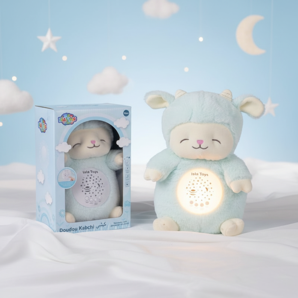 Doudou Kabchi Mouton Bleu - Scène premium lifestyle